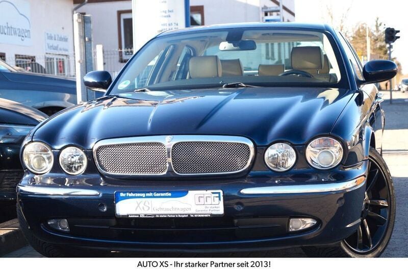 Blau Gebraucht 2007 Jaguar XJ Sovereign Limousine | 10.990 € (Superpreis) - Bild 1/4