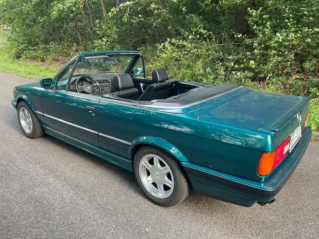 Gebraucht BMW 320 Cabriolet Sport Line 129 PS (94 kW) 1991 Grün Cabrio