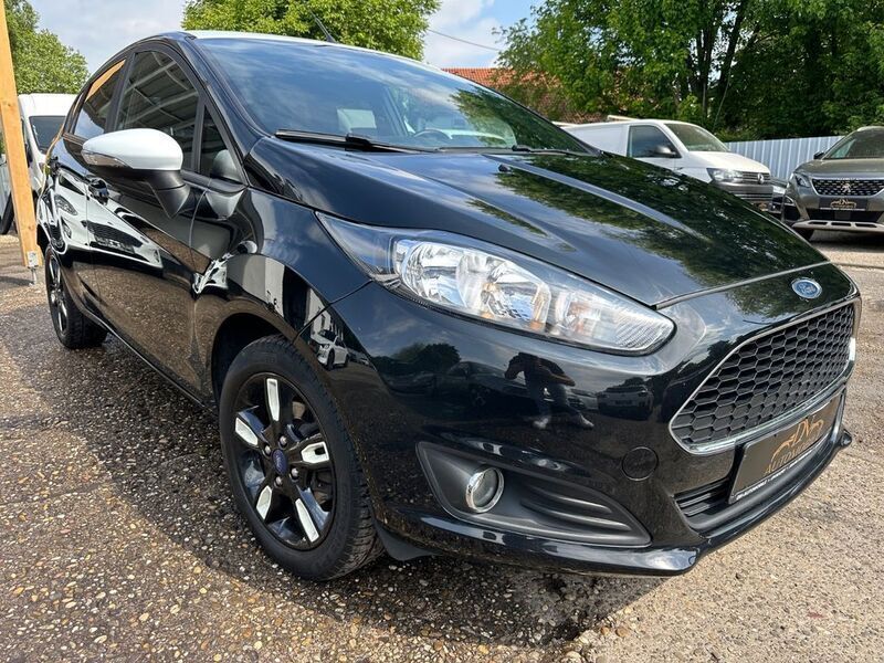 Schwarz Gebraucht 2016 Ford Fiesta Sport Kleinwagen | 6.300 € (Guter Preis) - Bild 1/4