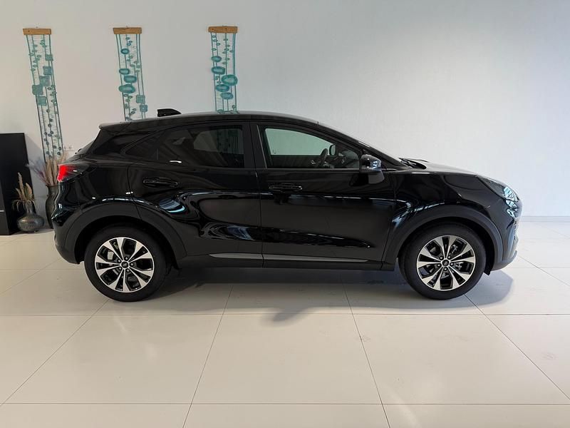 Neu Ford Puma Titanium 125 PS (91 kW) 2026 Agate black metallic SUV