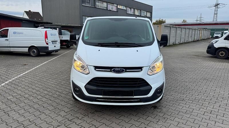 Gebraucht Ford Transit Custom Trend 105 PS (77 kW) 2017 Weiß Van / Kleinbus