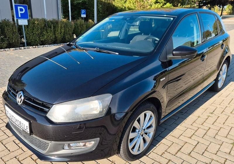 Schwarz Gebraucht 2012 VW Polo Match Limousine | 3.890 € (Guter Preis) - Bild 1/4