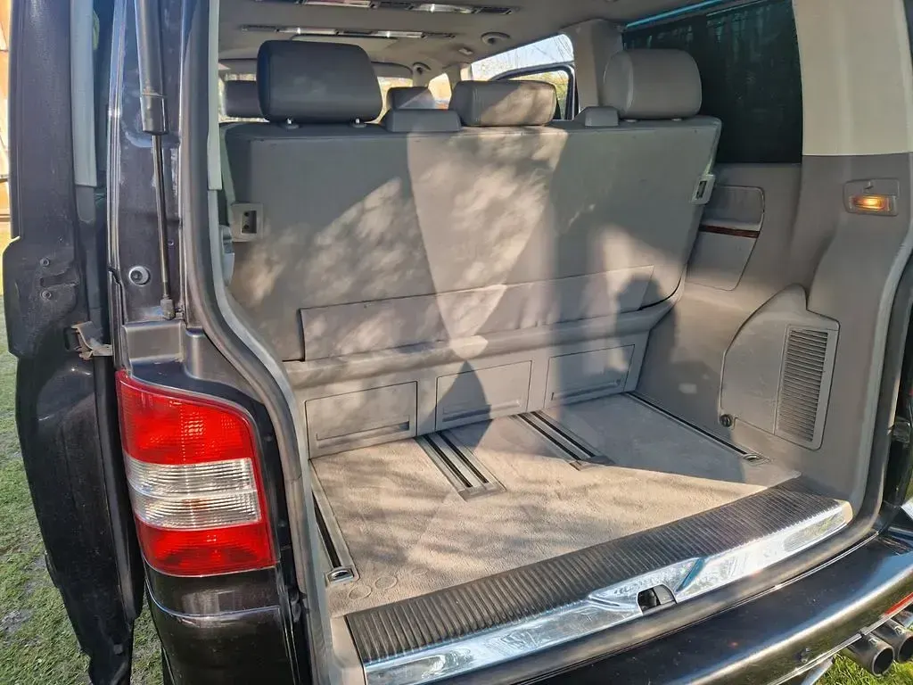 Używany VW T5 174 KM (127 kW) 2005 Czarny Van