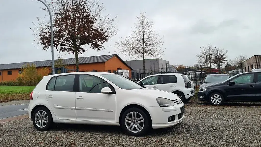 Gebraucht VW Golf VI Edition 80 PS (58 kW) 2008 Weiß Kleinwagen