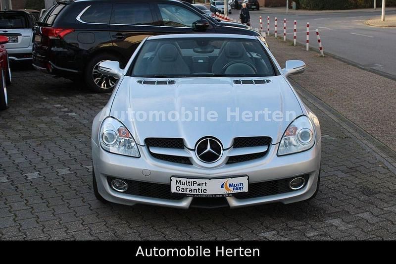 Gebraucht Mercedes SLK200 184 PS (135 kW) 2010 Silber Cabrio