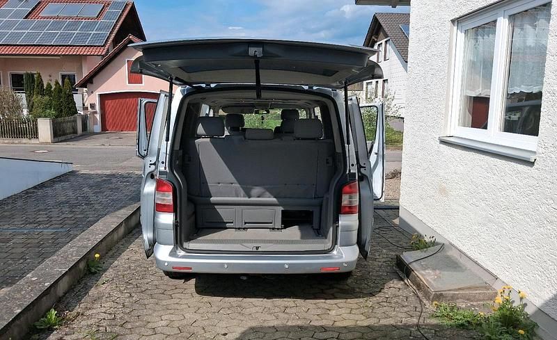 Usata VW T5 130 CV (95 kW) 2006 Argento Furgone
