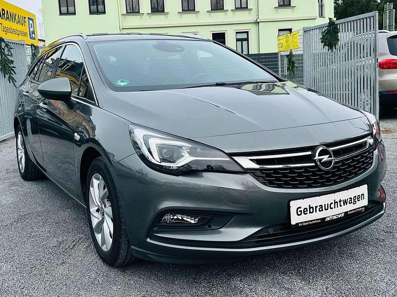 Grau Gebraucht 2017 Opel Astra Innovation Kombi | 10.900 € (Fairer Preis) - Bild 1/4