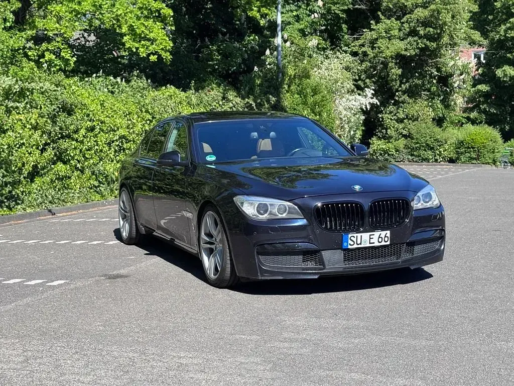 Gebraucht BMW 730 M Sport 258 PS (189 kW) 2013 Schwarz Limousine