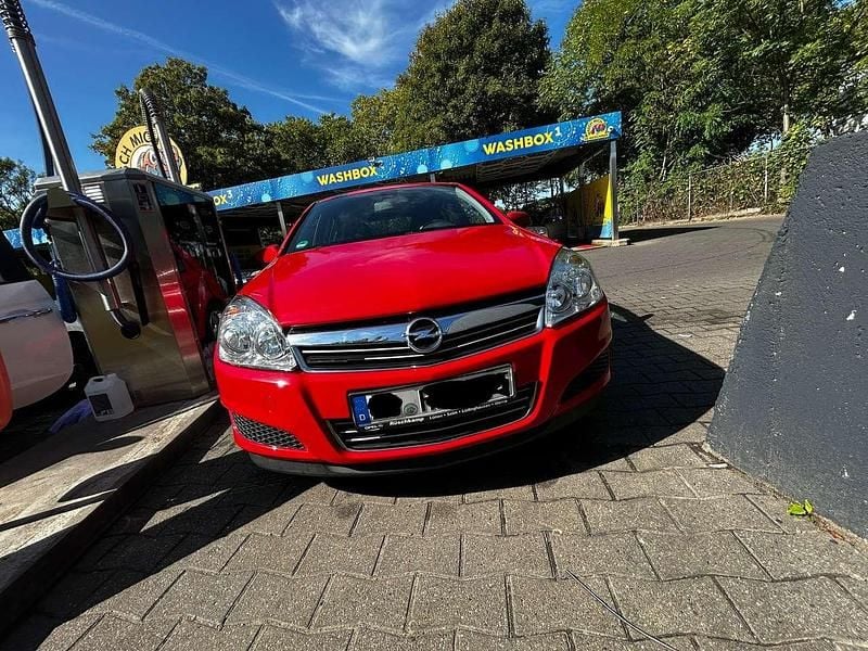 Rot Gebraucht 2007 Opel Astra Kleinwagen | 4.500 € (Fairer Preis) - Bild 1/4