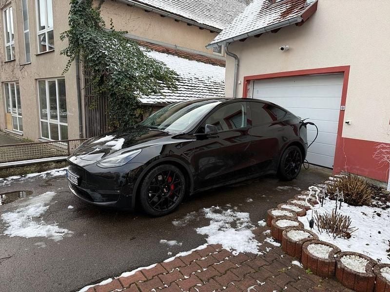Gebraucht Tesla Model Y Performance 392 kW (534 PS) 2022 Schwarz SUV
