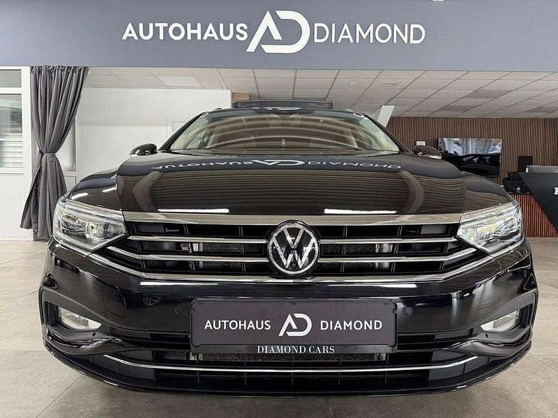 Gebraucht VW Passat 150 PS (110 kW) 2021 Schwarz Kombi