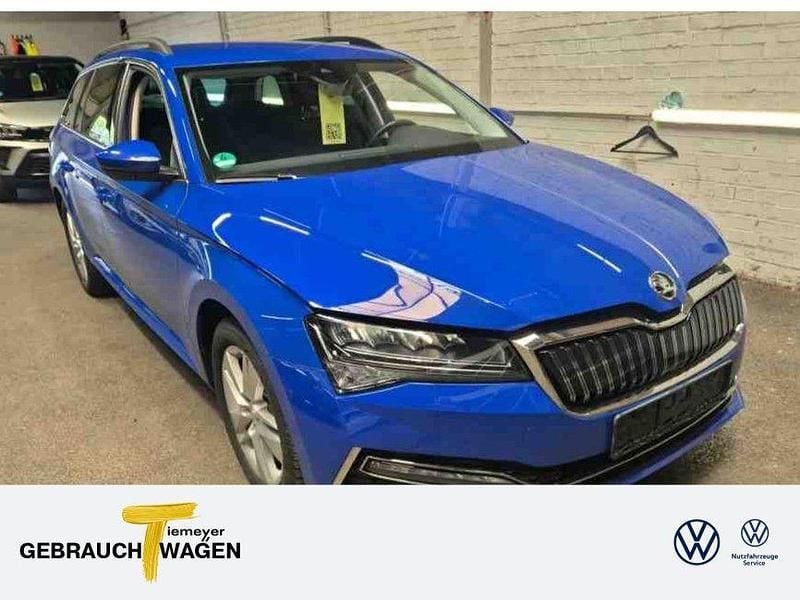 Blau Gebraucht 2021 Skoda Superb Ambition Kombi | 19.440 € (Fairer Preis) - Bild 1/4
