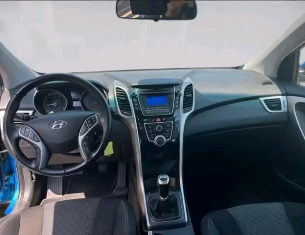 Gebraucht Hyundai i30 Trend 120 PS (88 kW) 2017 Blau Kombi