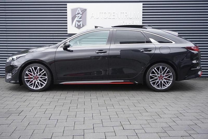 Gebraucht Kia ProCeed GT GT 204 PS (150 kW) 2022 Experience green metallic Kleinwagen