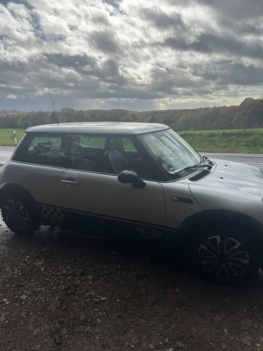Usata Mini Cooper 116 CV (85 kW) 2003 Grigio Utilitaria