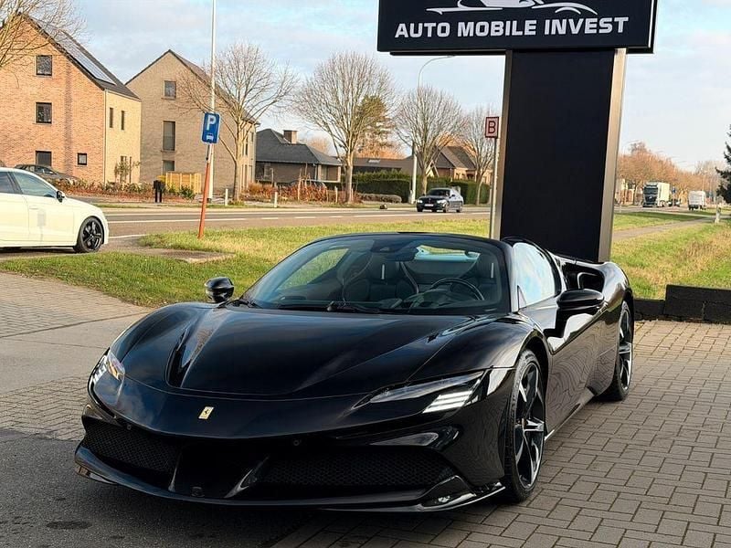 Gebraucht Ferrari SF90 780 PS (573 kW) 2024 Schwarz Cabrio