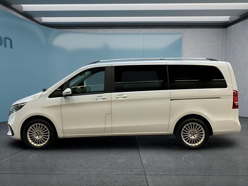Gebraucht Mercedes V250 190 PS (139 kW) 2024 Weiß Van / Kleinbus