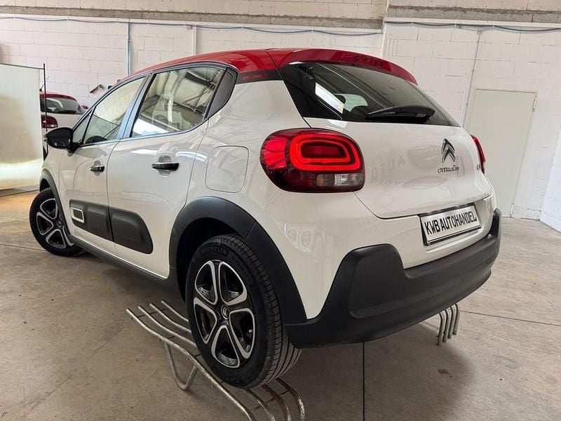 Gebraucht Citroën C3 Shine 82 PS (60 kW) 2022 Lack weiss banquise/deckende lac Kleinwagen