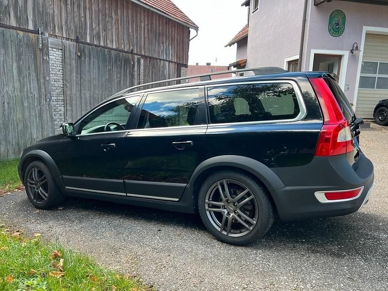 Gebraucht Volvo XC70 215 PS (158 kW) 2012 Schwarz Kombi