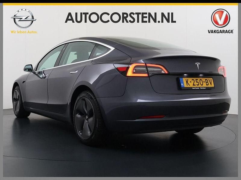 Gebraucht Tesla Model 3 Standard Range Plus 239 kW (325 PS) 2020 Grau Limousine