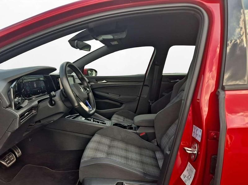 Gebraucht VW Golf VIII GTE 245 PS (180 kW) 2022 Kings red metallic Limousine