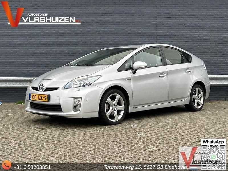 Grau Gebraucht 2009 Toyota Prius Limousine | 4.850 € (Fairer Preis) - Bild 1/4
