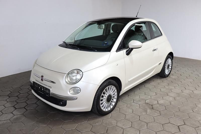 Gebraucht Fiat 500 Lounge 69 PS (50 kW) 2011 Weiß Kleinwagen