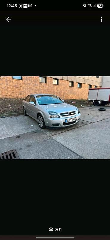 Grau Gebraucht 2003 Opel Vectra GTS Limousine | 850 € (Superpreis) - Bild 1/4