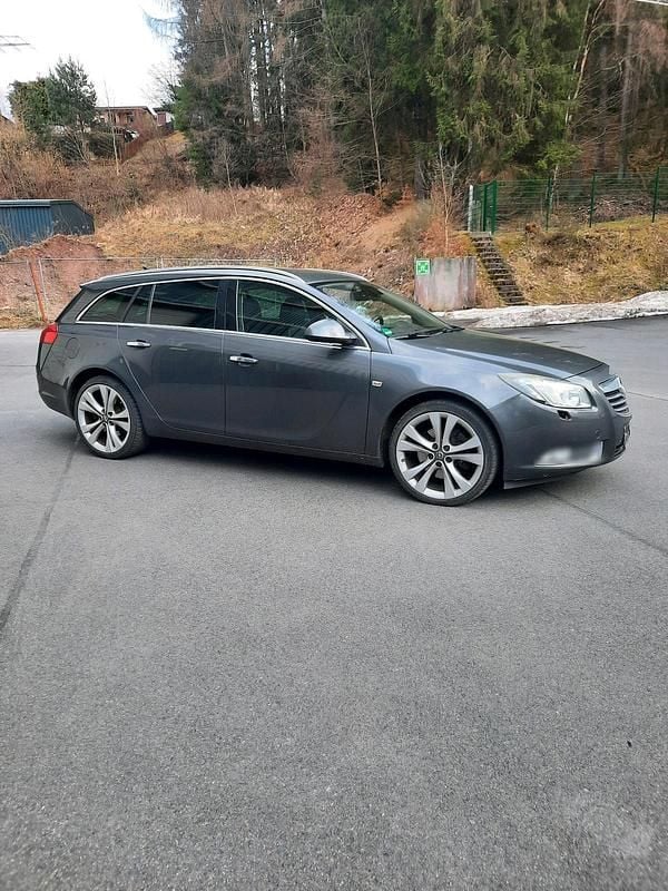 Gebraucht Opel Insignia 260 PS (191 kW) 2010 Grau Kombi