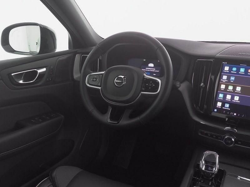 Gebraucht Volvo XC60 Plus 250 PS (183 kW) 2025 Schwarz SUV