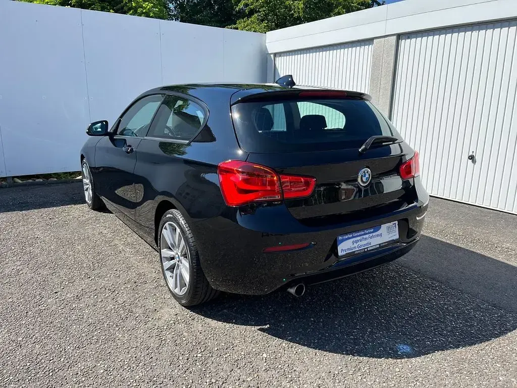 Gebraucht BMW 118 136 PS (100 kW) 2017 Schwarz ii Limousine