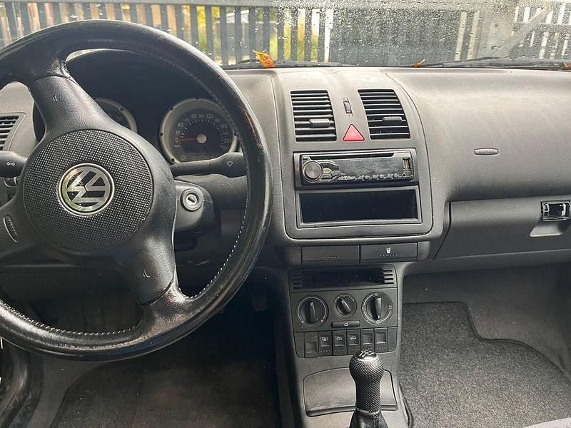 Gebraucht VW Polo Edition 50 PS (36 kW) 2001 Schwarz Limousine