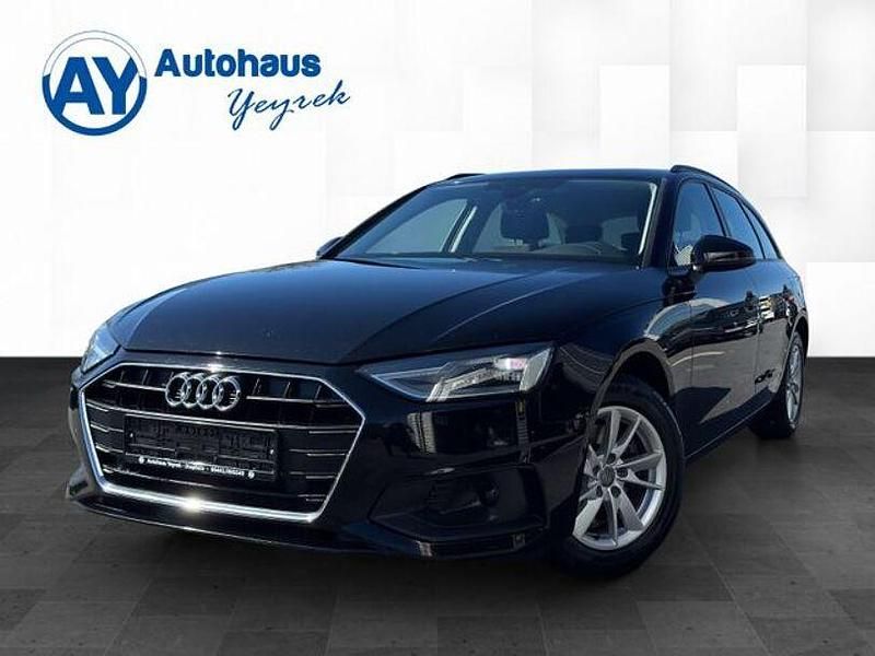 Gebraucht Audi A4 Sport 163 PS (119 kW) 2022 Schwarz Kombi