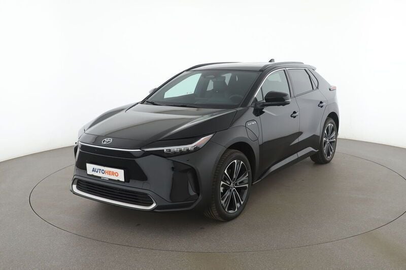 Schwarz Gebraucht 2023 Toyota bZ4X SUV | 32.490 € (Superpreis) - Bild 1/4