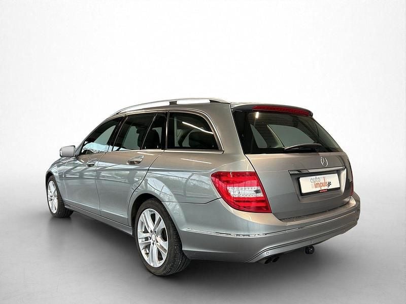 Gebraucht Mercedes C180 Avantgarde 156 PS (114 kW) 2014 Silber Kombi