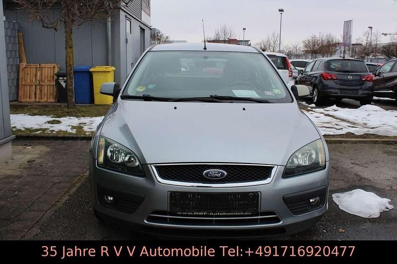 Gebraucht Ford Focus Sport 136 PS (100 kW) 2005 Silber Limousine
