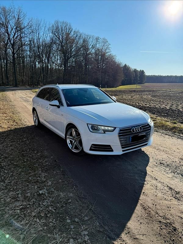 Gebraucht Audi A4 S-Line 150 PS (110 kW) 2016 Weiß Kombi