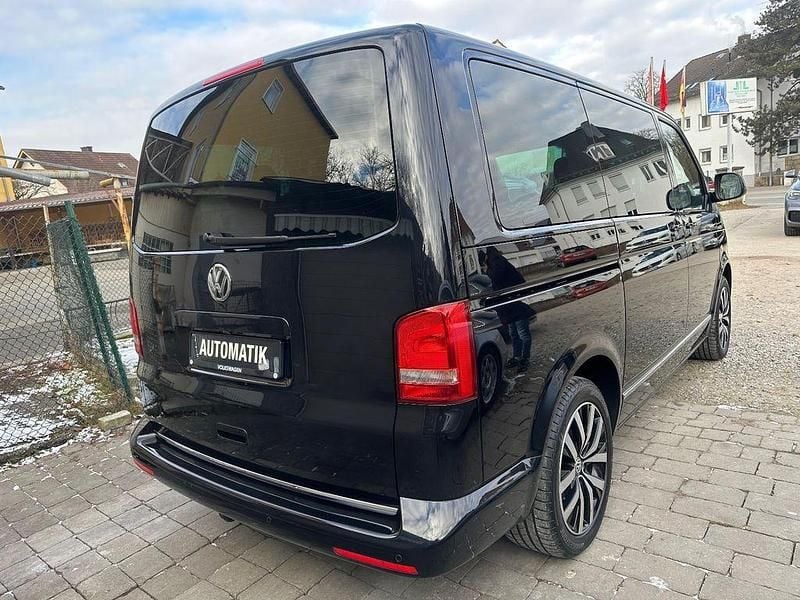 Gebraucht VW Multivan Highline 179 PS (131 kW) 2015 Schwarz Van