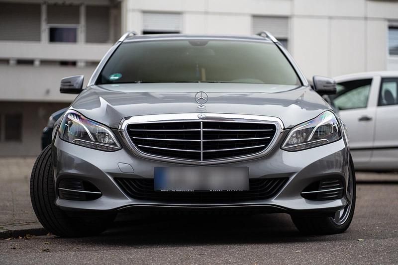 Gebraucht Mercedes E300 231 PS (169 kW) 2013 Kombi