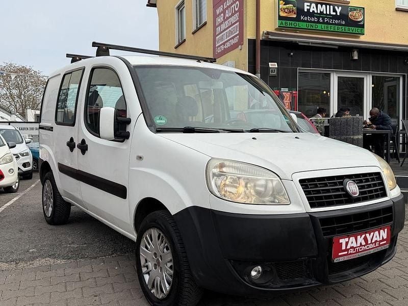 Gebraucht Fiat Doblò Active 95 PS (69 kW) 2009 Weiß Van / Kleinbus