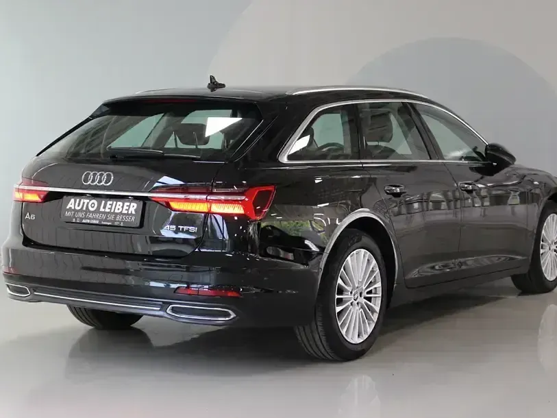 Usata Audi A6 Design 265 CV (194 kW) 2022 Nero Station wagon