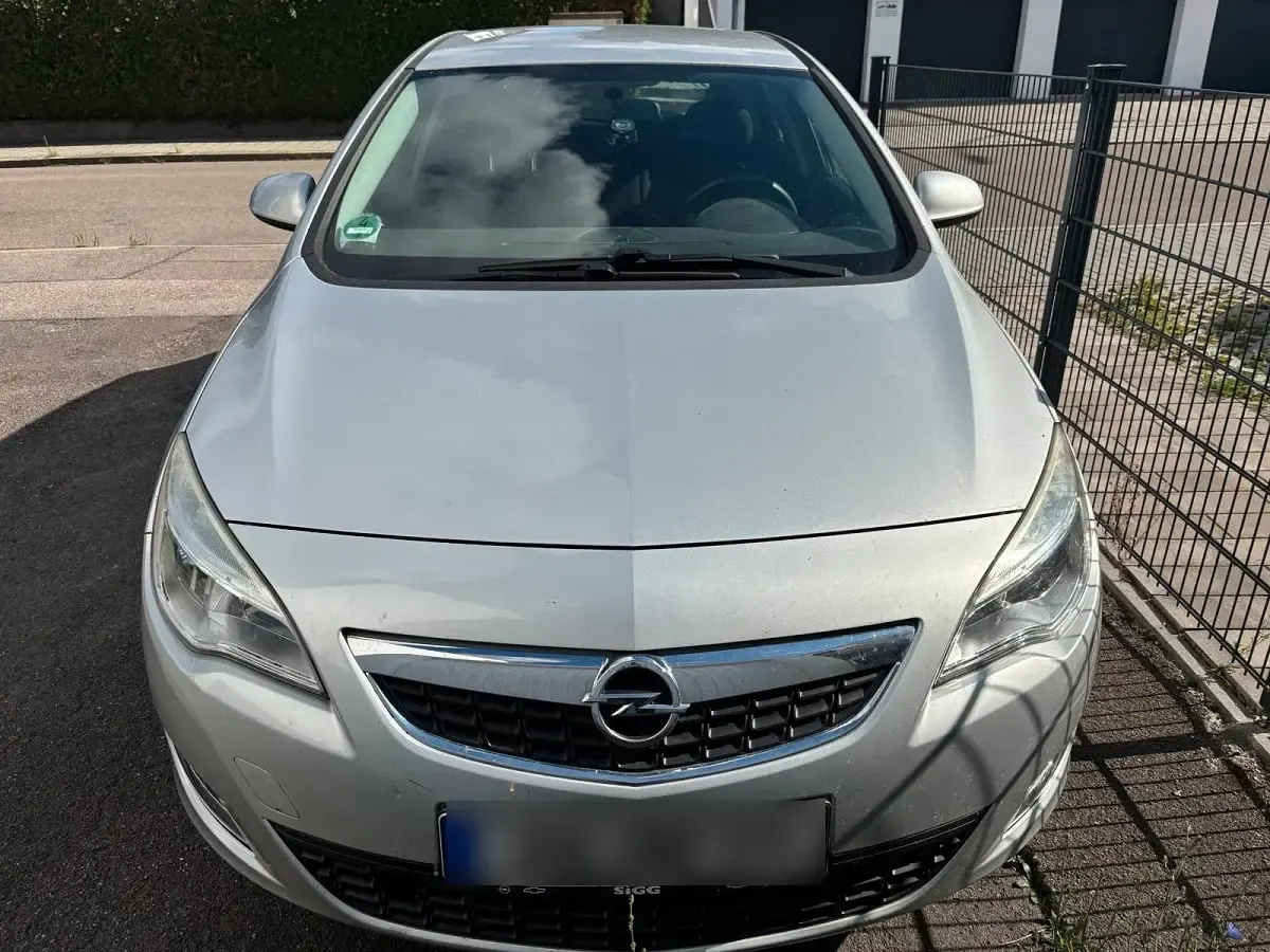 Gebraucht Opel Astra 2013 Grau Limousine