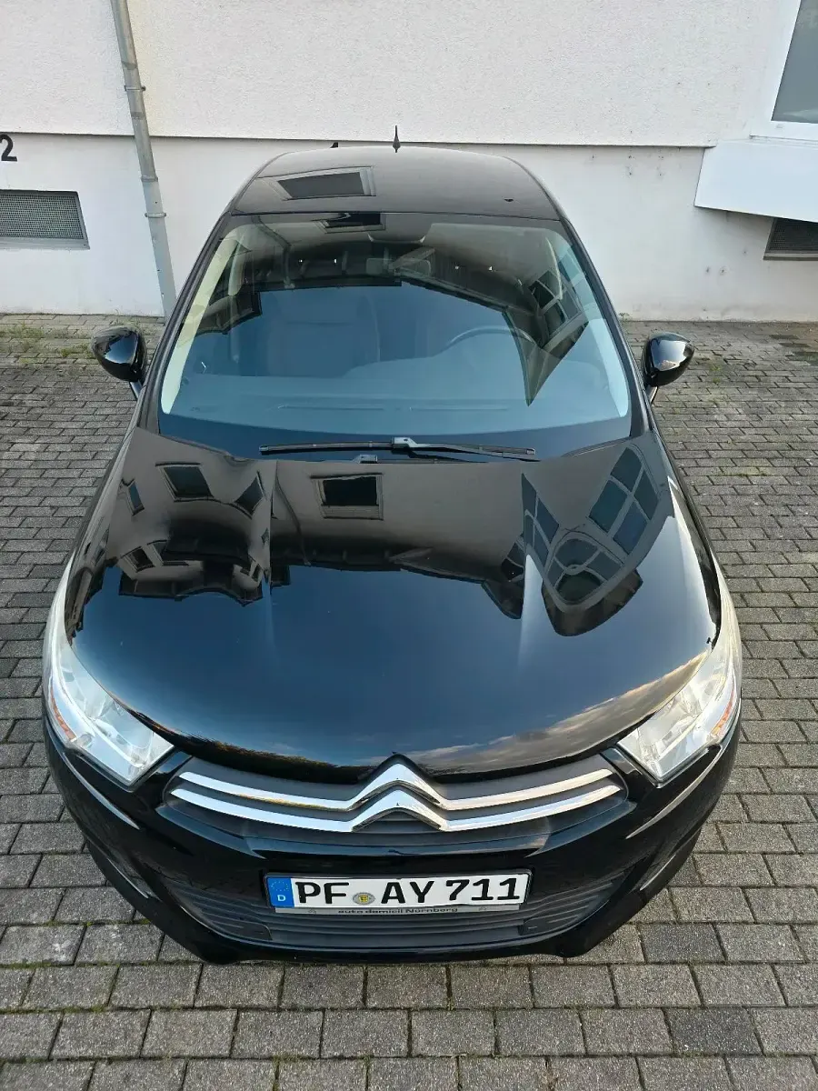 Gebraucht Citroën C4 120 PS (88 kW) 2012 Schwarz Limousine
