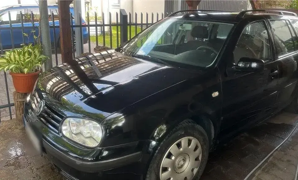 Gebraucht VW Golf IV 75 PS (55 kW) 2000 Schwarz Kombi