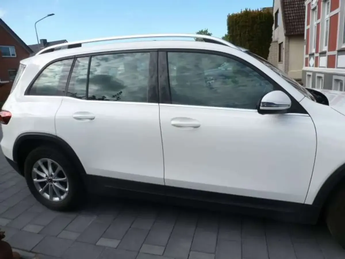 Gebraucht Mercedes GLB180 Style 136 PS (100 kW) 2022 Weiß SUV