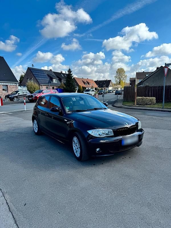Gebraucht BMW 120 163 PS (119 kW) 2005 Schwarz Kleinwagen