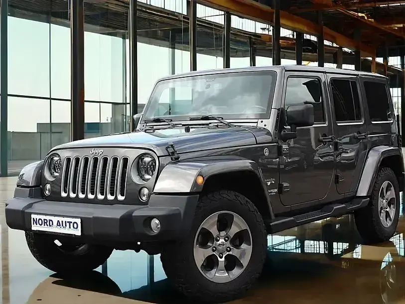 Gebraucht Jeep Wrangler Sahara 200 PS (147 kW) 2018 Grau SUV