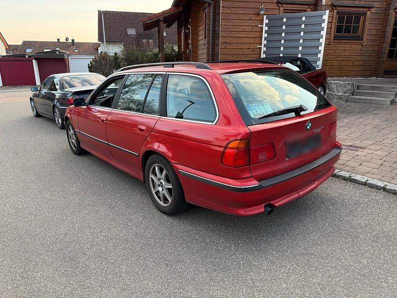 Gebraucht BMW 523 170 PS (125 kW) 1999 Grün Kombi