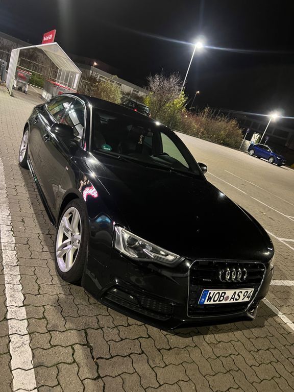 Schwarz Gebraucht 2012 Audi A5 Sportback S-Line Limousine | 11.000 € (Guter Preis) - Bild 1/4