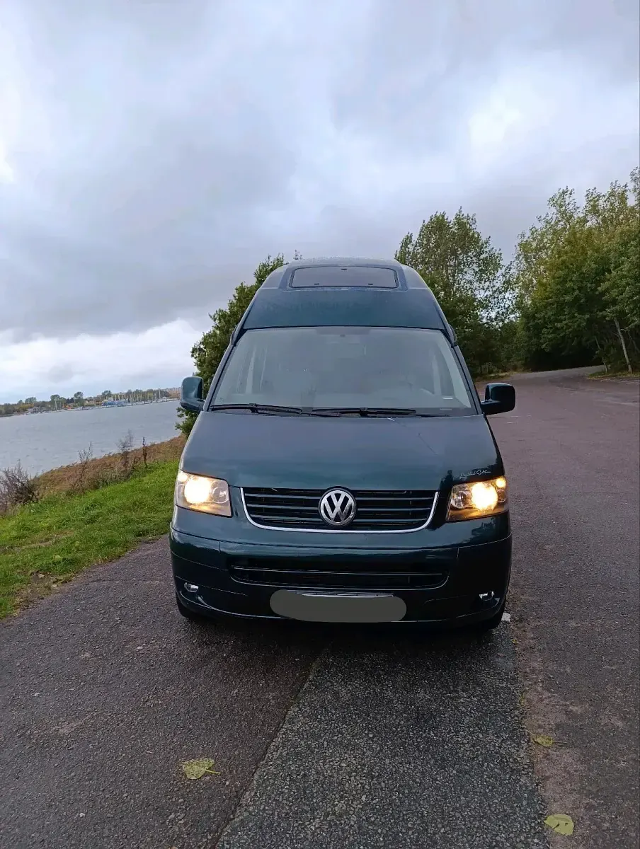Gebraucht VW Multivan 131 PS (96 kW) 2008 Grün Van / Kleinbus